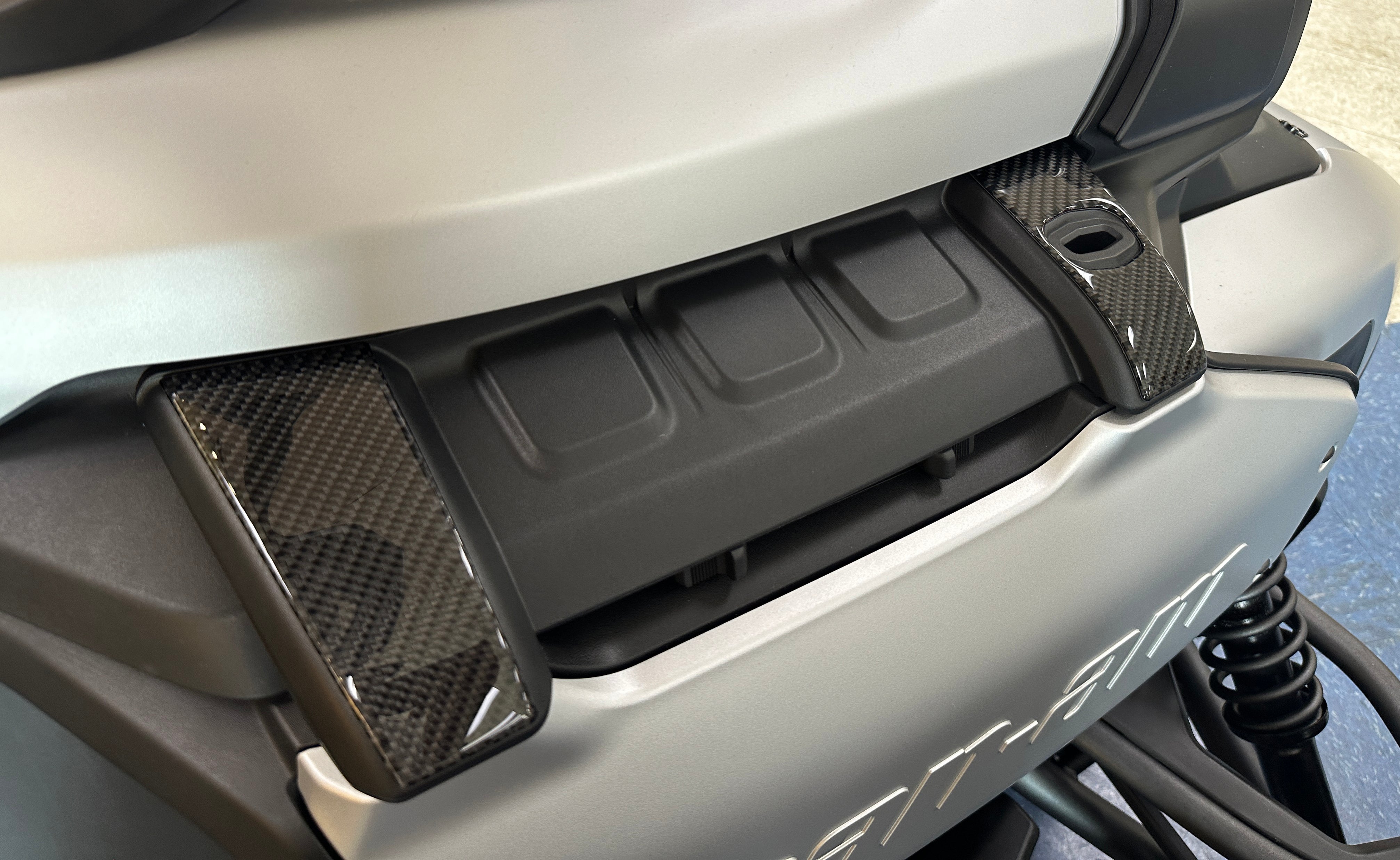 Engine Hatch Side Overlays Fits 2025-2026 Can Am Canyon — Tufskinz.com